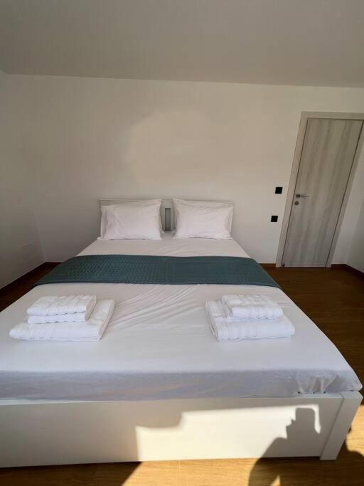 Elounda Port Apartment Ngoại thất bức ảnh